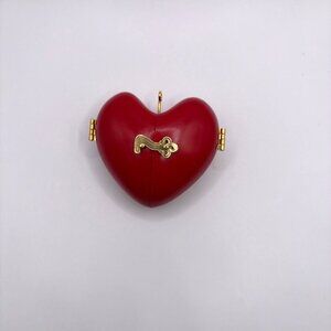 Hallmark Heart of Christmas Hinged Keepsake Ornament Winter Scene 1993